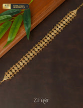 AG1011140 - Gold tone Lakshmi coin Bridal Choker Necklace 1-Zilmor